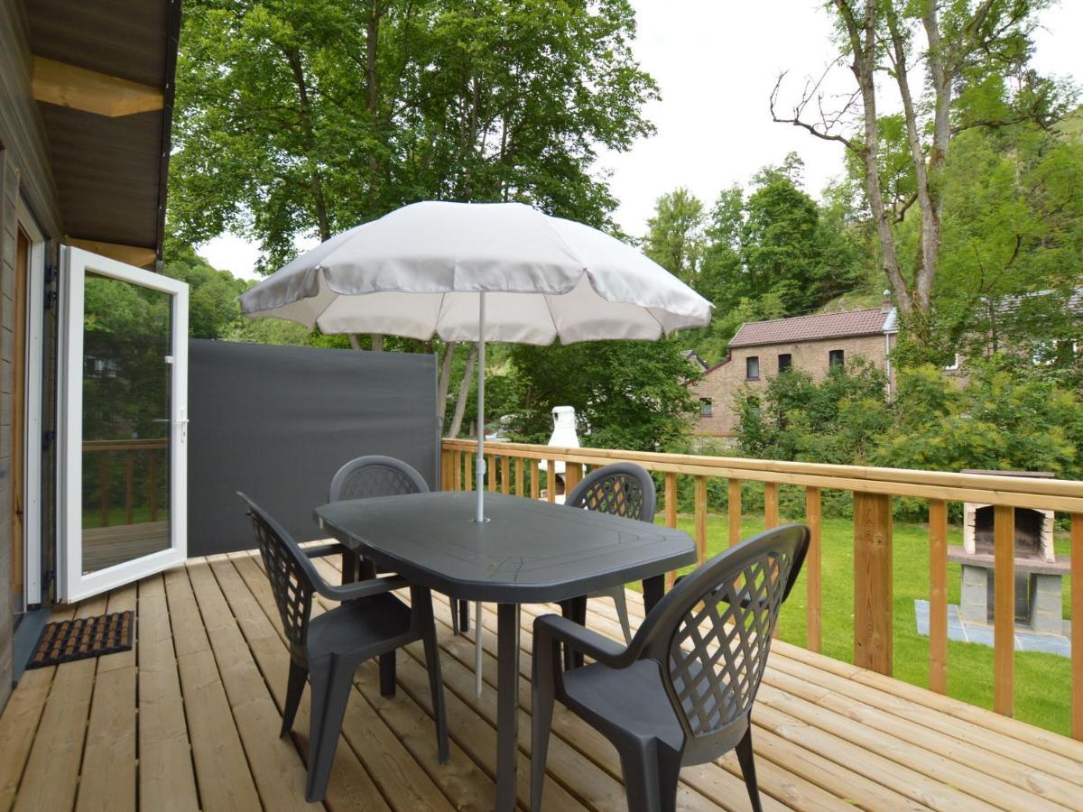 Chalet Near Ourthe River And The City Of Durbuy Vieuxville Exterior foto